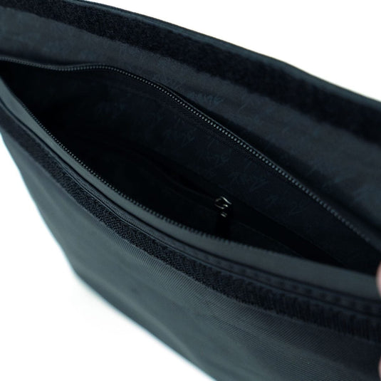 Buy Purize - Odor-Proof Storage Pouch (Medium) storage | Slimjim India