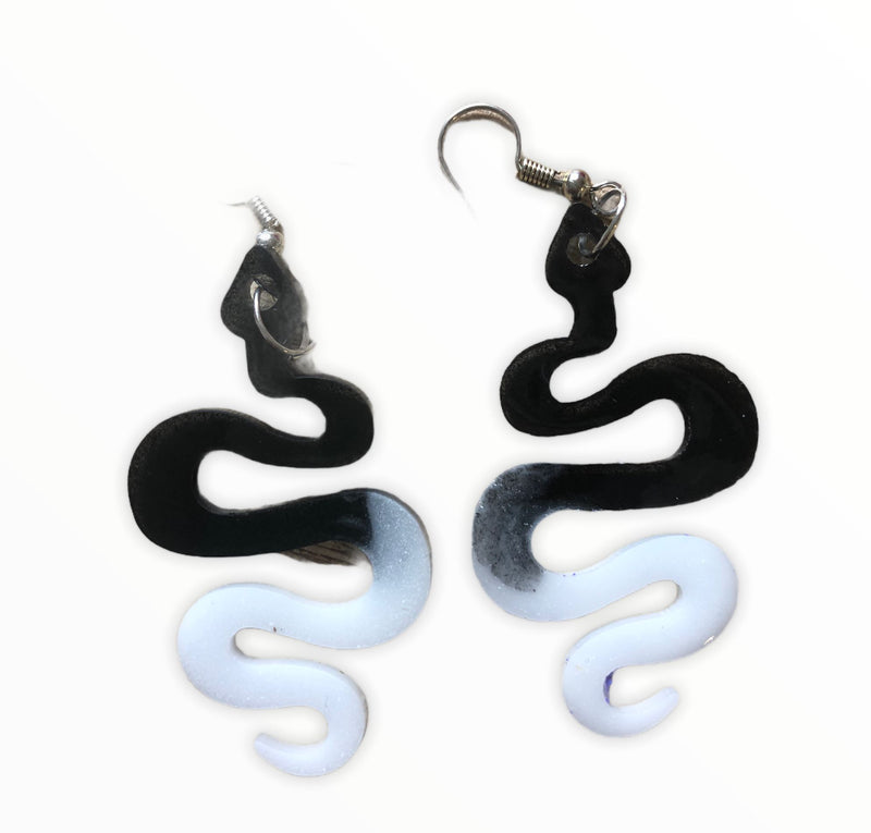 Load image into Gallery viewer, The Serpent - Resin Earrings earrings Jabra Junction Ying - Yang 
